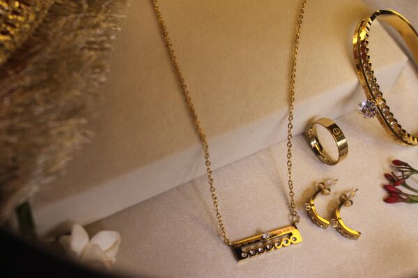 Cubic Zirconia Gold-Plated Jewelry Set