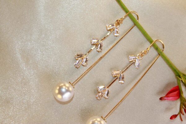Pearl and Crystal Drop Earrings